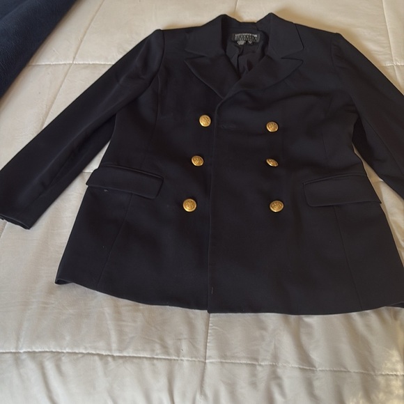 A Navy Blue Liz Blazer - Picture 12 of 12